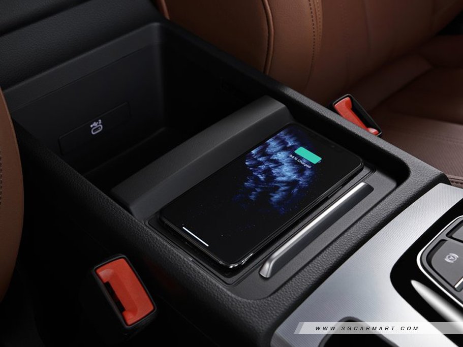 https://i.i-sgcm.com/new_cars/cars/12827/12827_g21