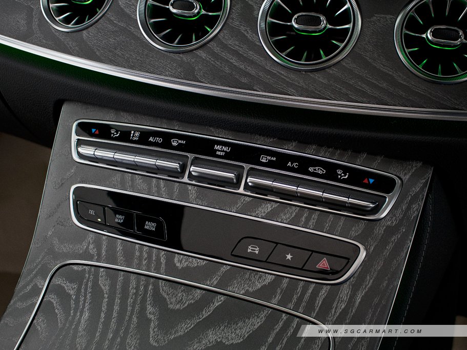 https://i.i-sgcm.com/new_cars/cars/12829/12829_g22