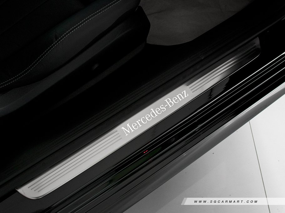 https://i.i-sgcm.com/new_cars/cars/12829/12829_g26