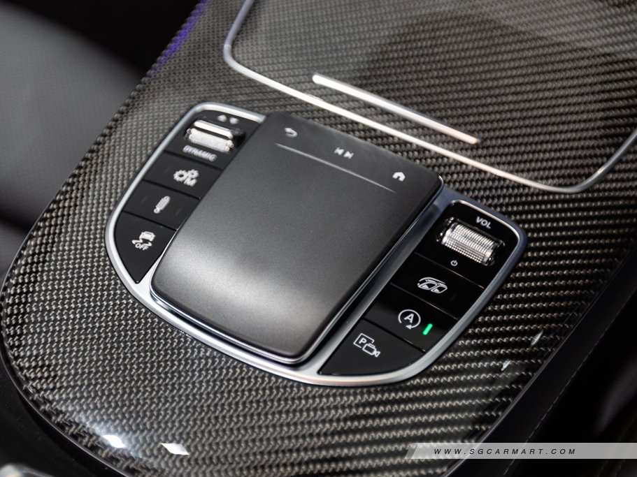 https://i.i-sgcm.com/new_cars/cars/12829/12829_g45