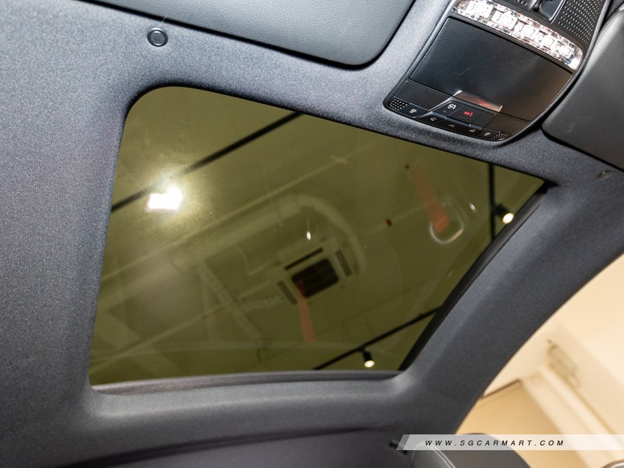 https://i.i-sgcm.com/new_cars/cars/12829/12829_g47