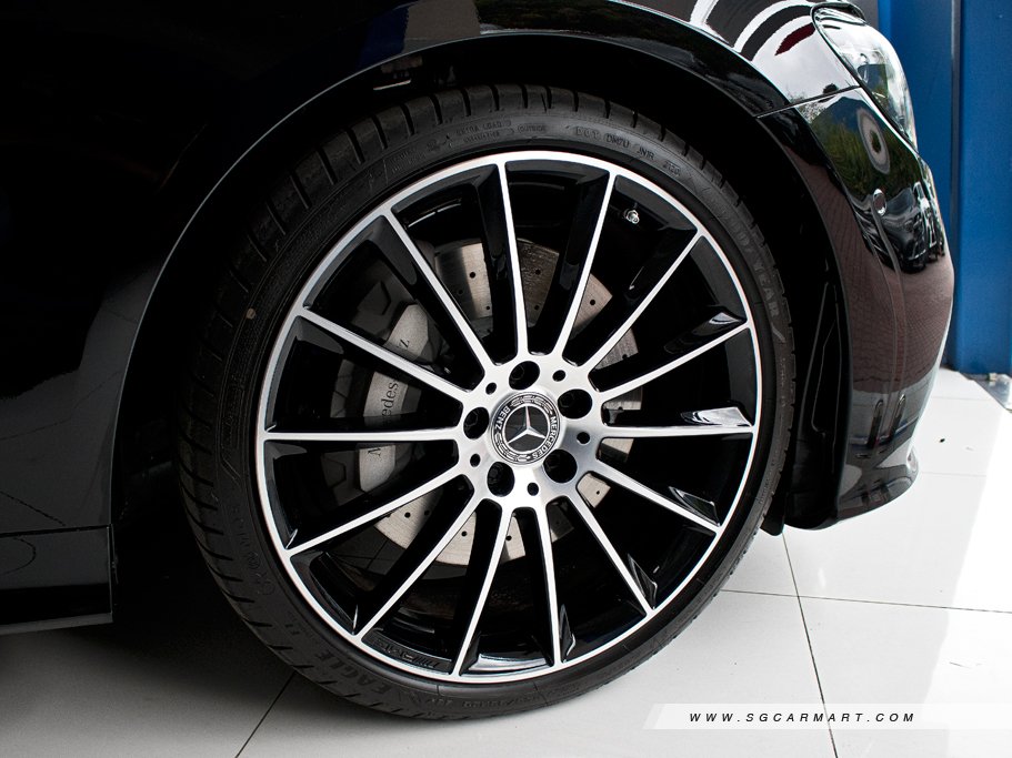 https://i.i-sgcm.com/new_cars/cars/12829/12829_g4