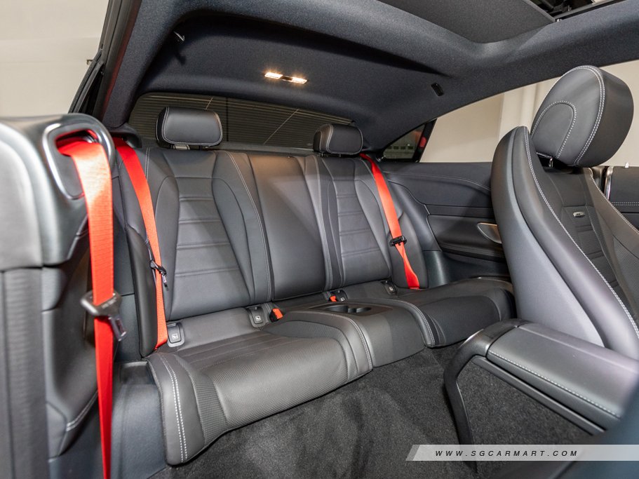 https://i.i-sgcm.com/new_cars/cars/12829/12829_g52