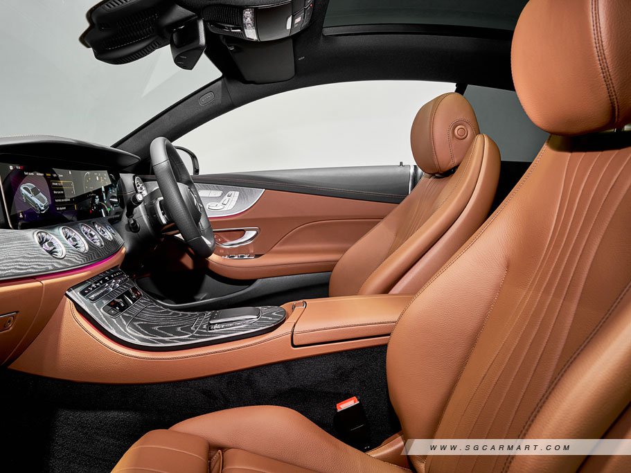 https://i.i-sgcm.com/new_cars/cars/12829/12829_g70