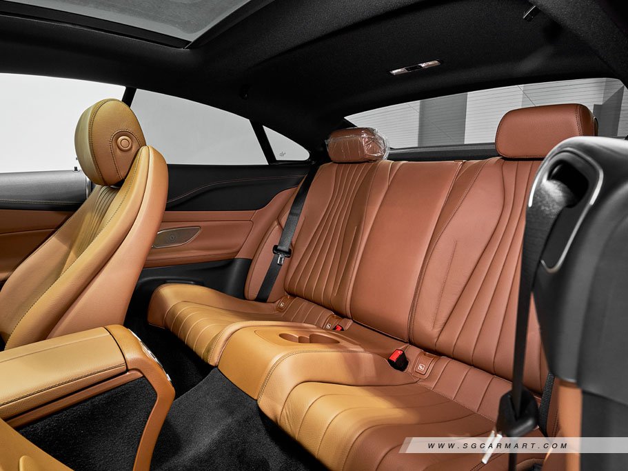 https://i.i-sgcm.com/new_cars/cars/12829/12829_g72