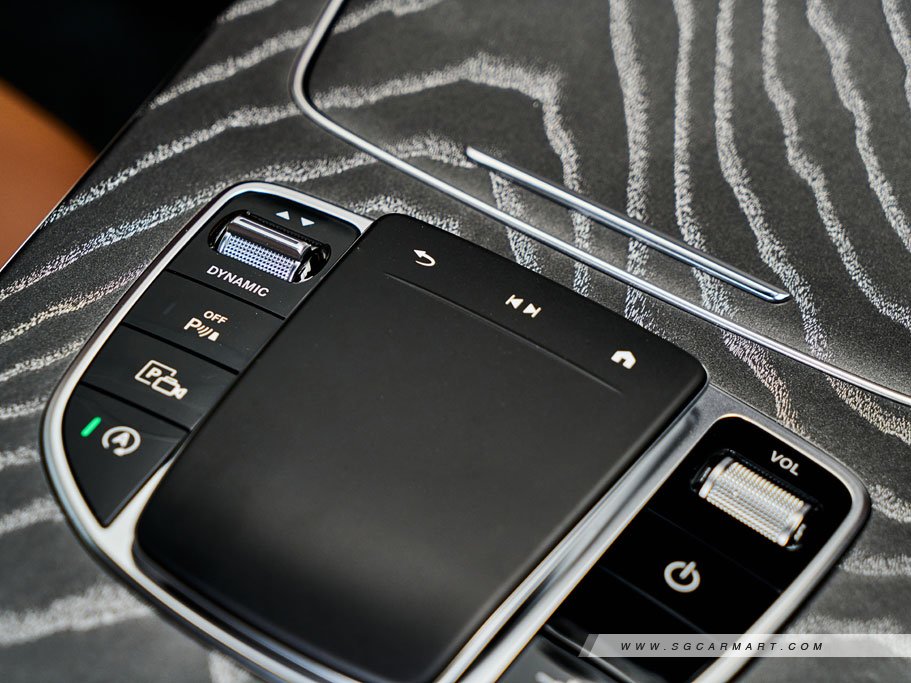 https://i.i-sgcm.com/new_cars/cars/12829/12829_g88