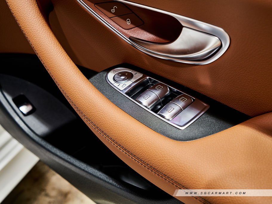 https://i.i-sgcm.com/new_cars/cars/12829/12829_g96