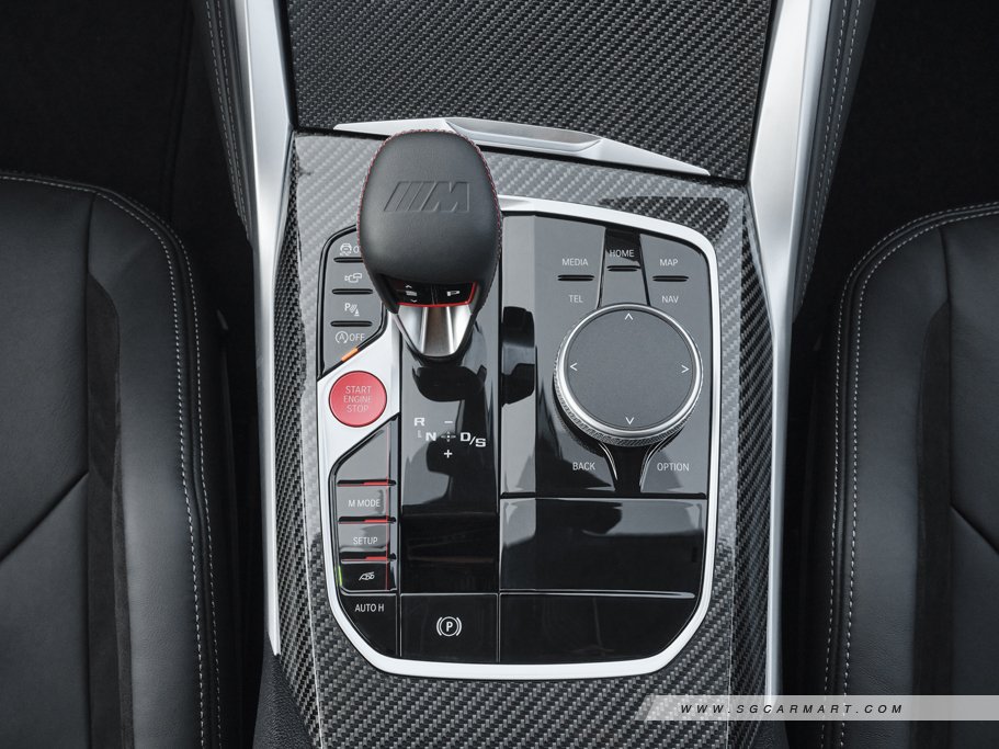 https://i.i-sgcm.com/new_cars/cars/12832/12832_g100