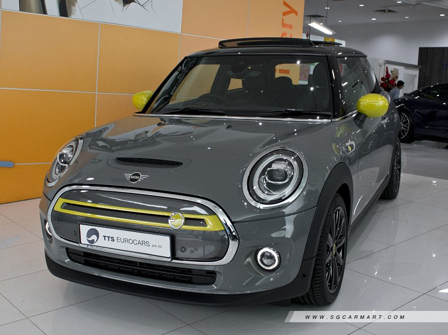 https://i.i-sgcm.com/new_cars/cars/12833/12833_g2