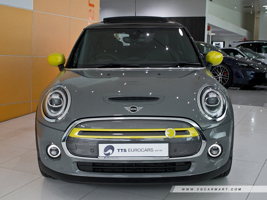 https://i.i-sgcm.com/new_cars/cars/12833/12833_g3