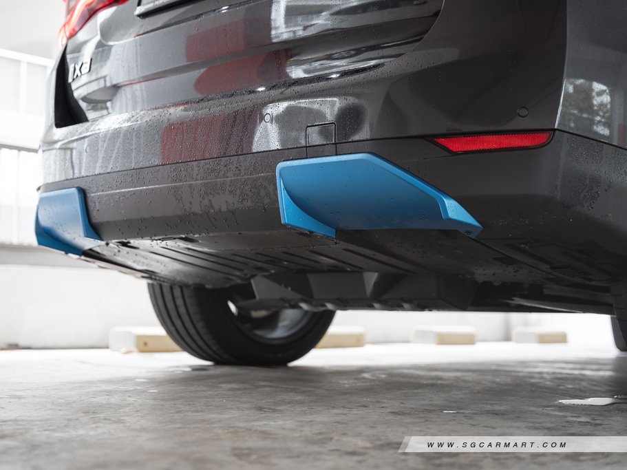https://i.i-sgcm.com/new_cars/cars/12835/12835_g43