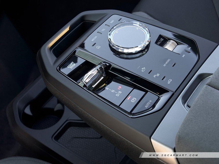 https://i.i-sgcm.com/new_cars/cars/12836/12836_g123