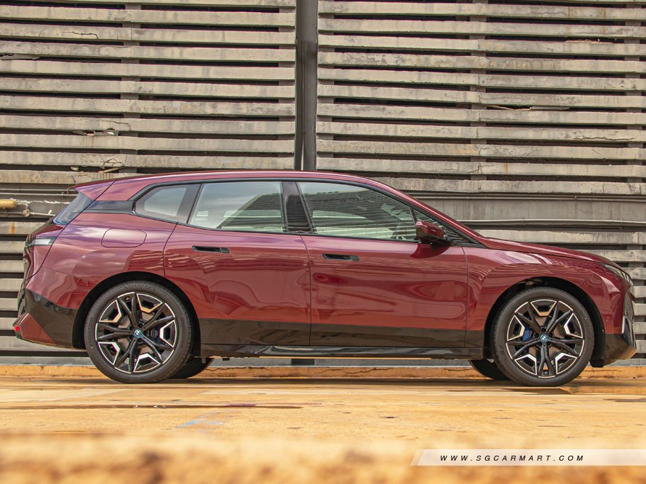 https://i.i-sgcm.com/new_cars/cars/12836/12836_g61