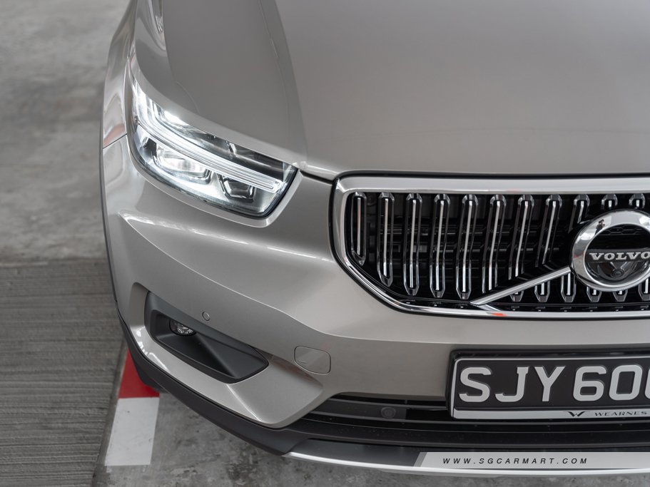 https://i.i-sgcm.com/new_cars/cars/12842/12842_g13