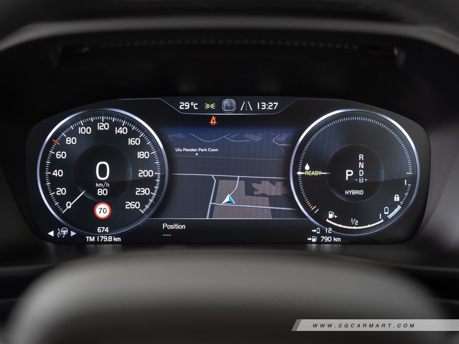 https://i.i-sgcm.com/new_cars/cars/12842/12842_g21