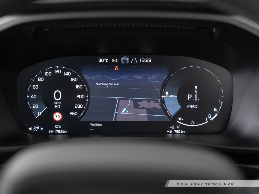 https://i.i-sgcm.com/new_cars/cars/12842/12842_g25