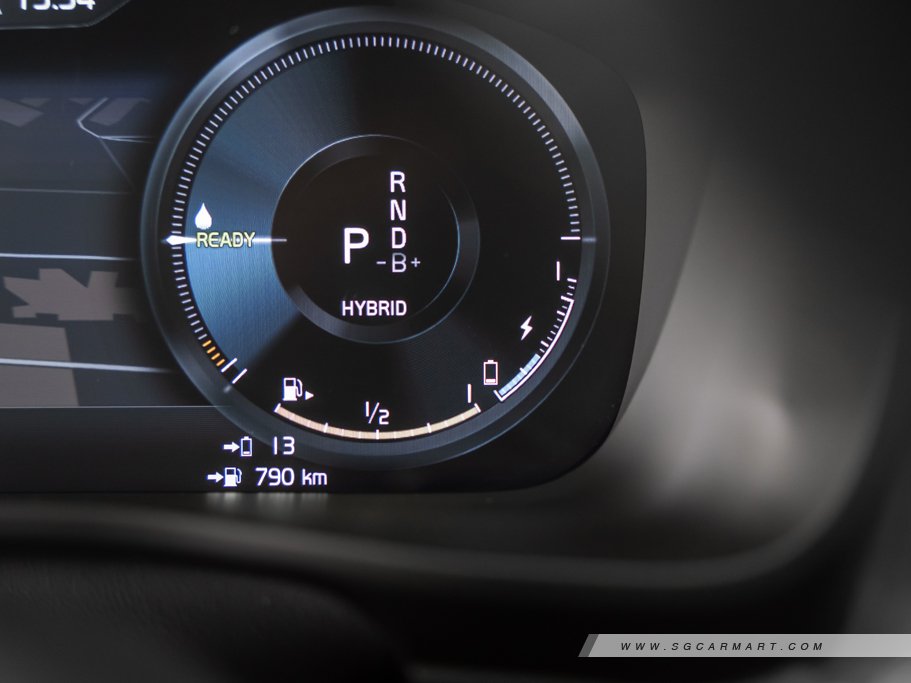 https://i.i-sgcm.com/new_cars/cars/12842/12842_g29