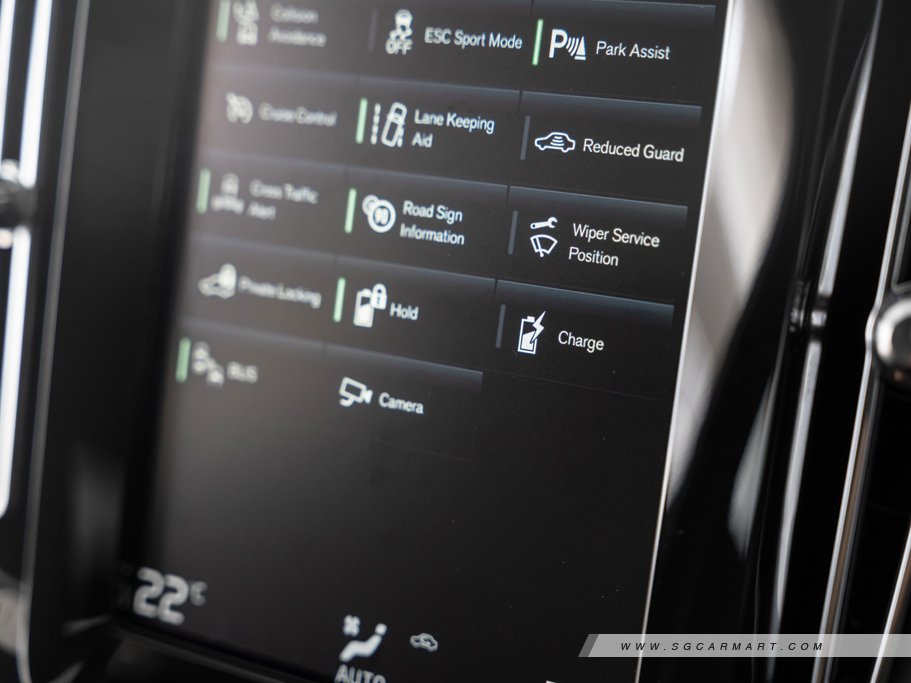 https://i.i-sgcm.com/new_cars/cars/12842/12842_g40