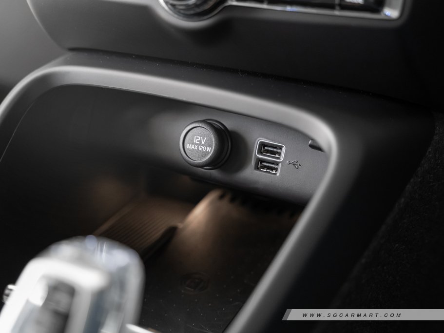 https://i.i-sgcm.com/new_cars/cars/12842/12842_g47
