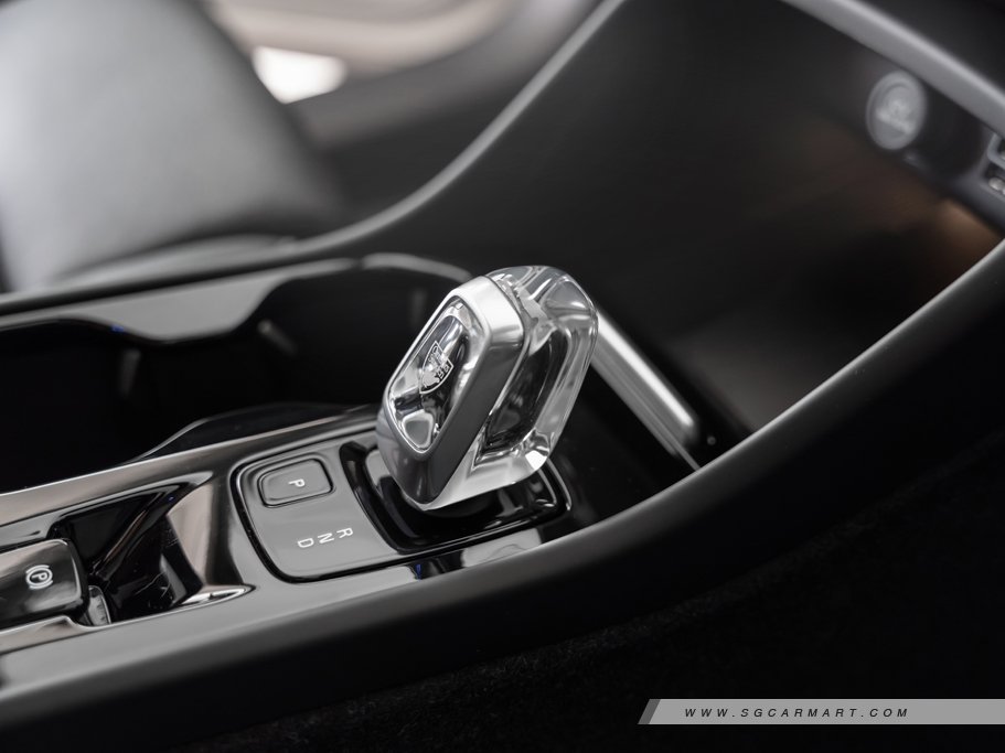 https://i.i-sgcm.com/new_cars/cars/12842/12842_g50