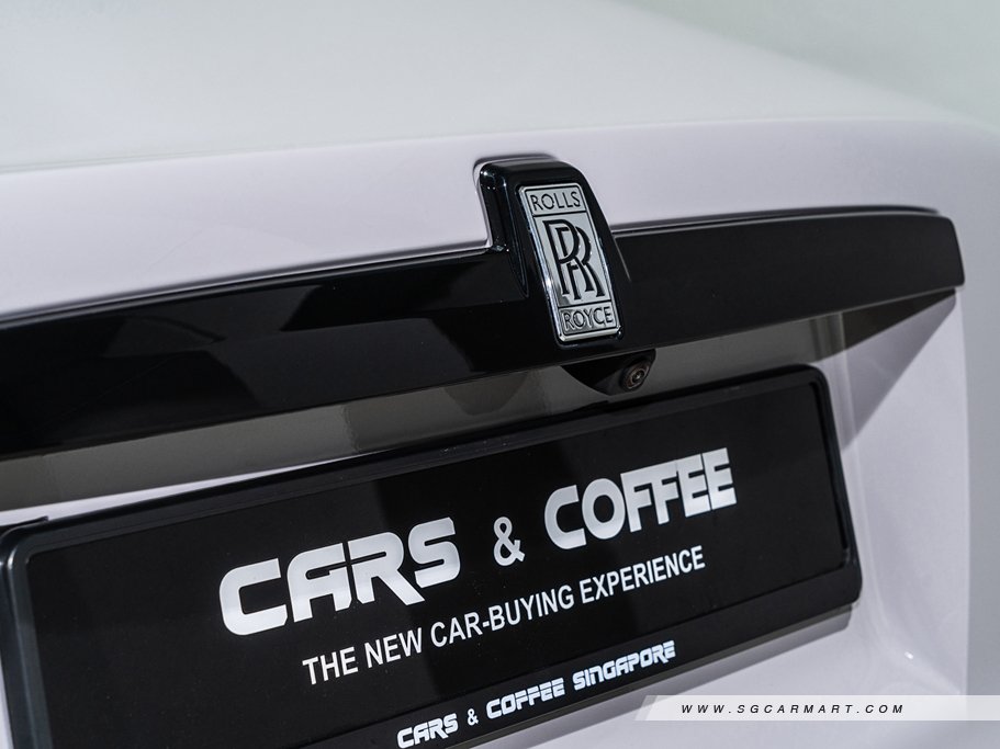 https://i.i-sgcm.com/new_cars/cars/12844/12844_g18