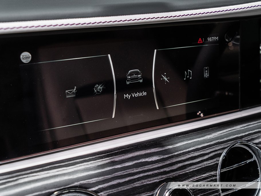 https://i.i-sgcm.com/new_cars/cars/12844/12844_g33