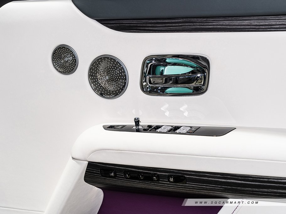 https://i.i-sgcm.com/new_cars/cars/12844/12844_g48