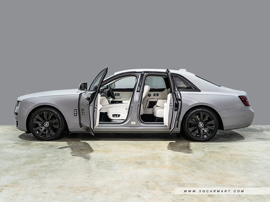 https://i.i-sgcm.com/new_cars/cars/12844/12844_g4