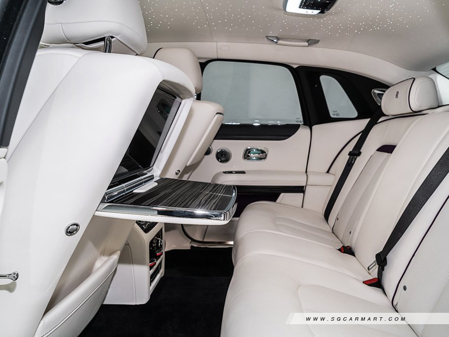 https://i.i-sgcm.com/new_cars/cars/12844/12844_g53