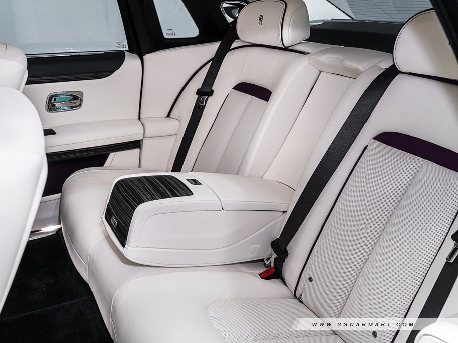 https://i.i-sgcm.com/new_cars/cars/12844/12844_g54