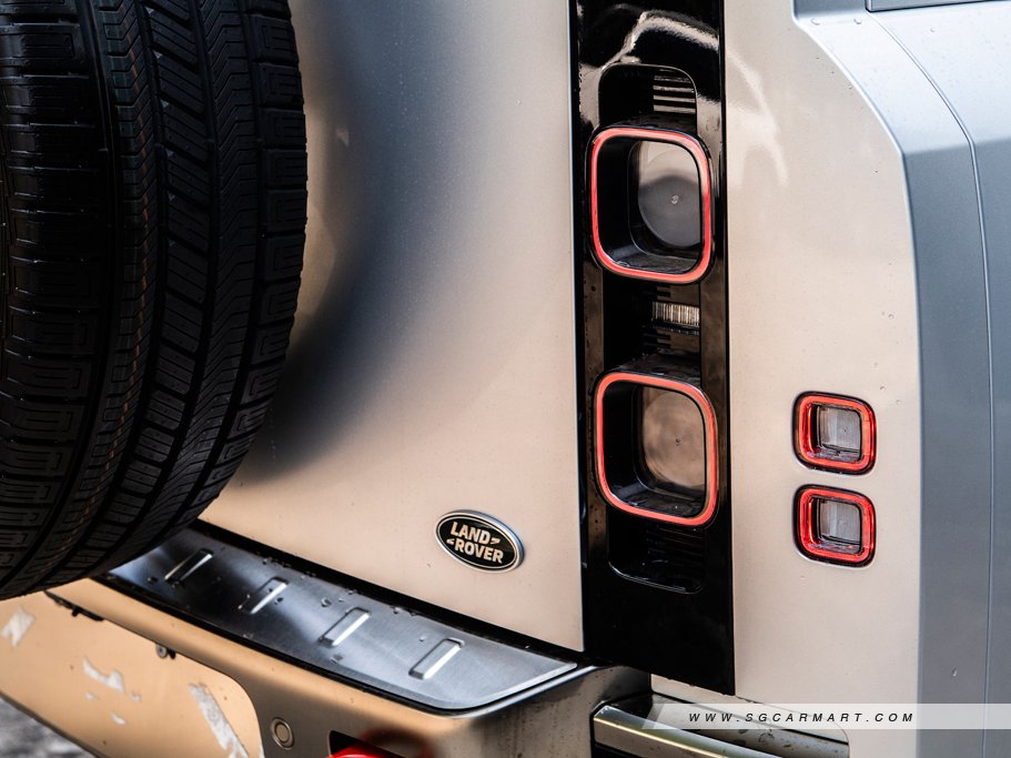 https://i.i-sgcm.com/new_cars/cars/12851/12851_g21
