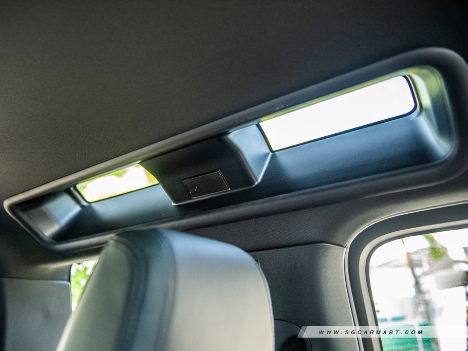 https://i.i-sgcm.com/new_cars/cars/12851/12851_g42