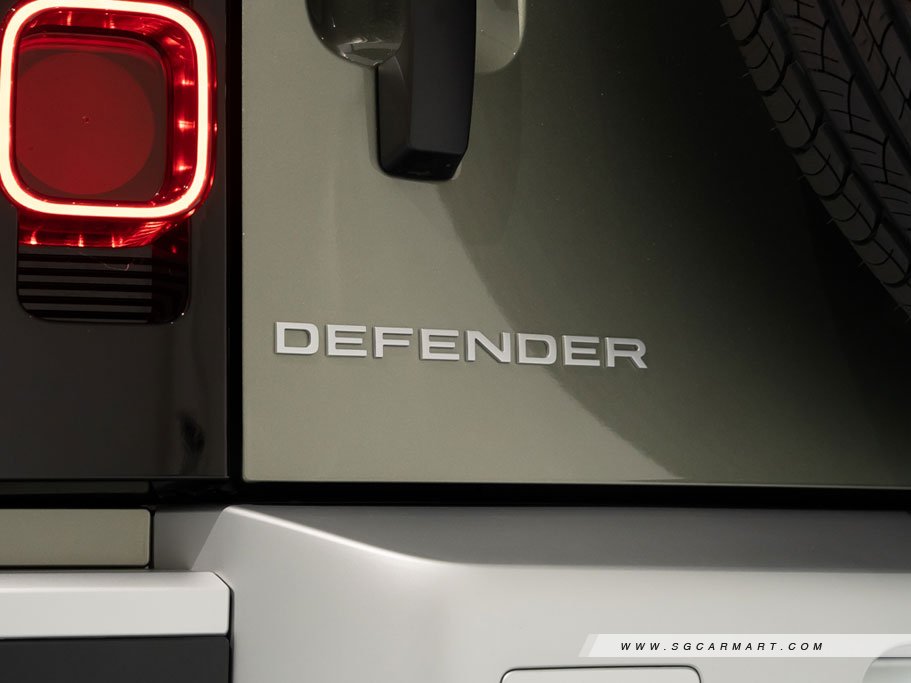 https://i.i-sgcm.com/new_cars/cars/12851/12851_g56