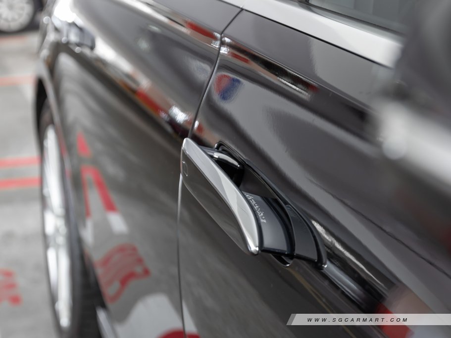 https://i.i-sgcm.com/new_cars/cars/12853/12853_g45