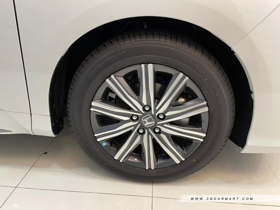 https://i.i-sgcm.com/new_cars/cars/12861/12861_g3