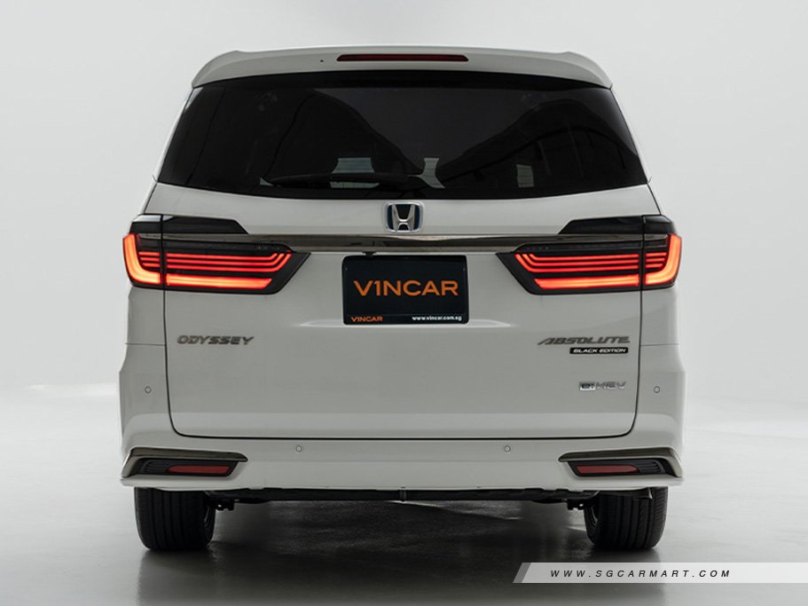 https://i.i-sgcm.com/new_cars/cars/12861/12861_g70