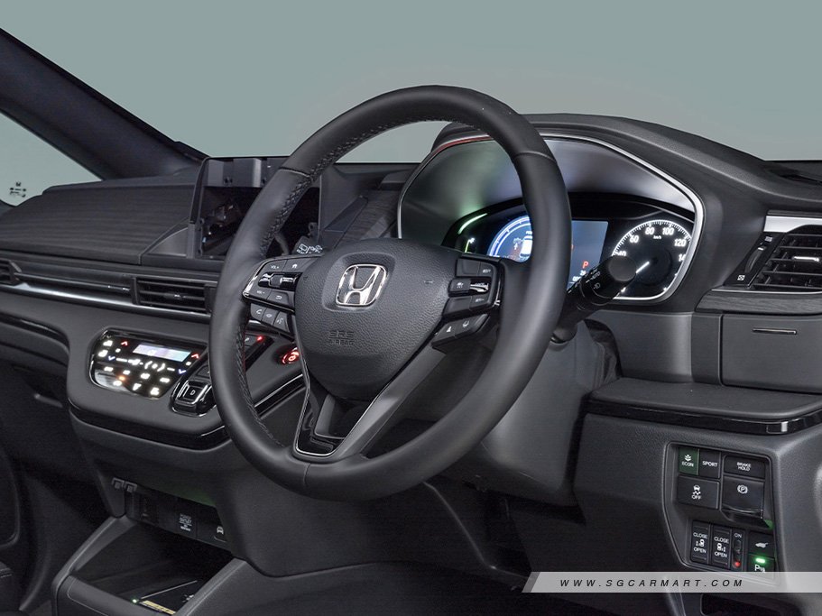 https://i.i-sgcm.com/new_cars/cars/12861/12861_g73
