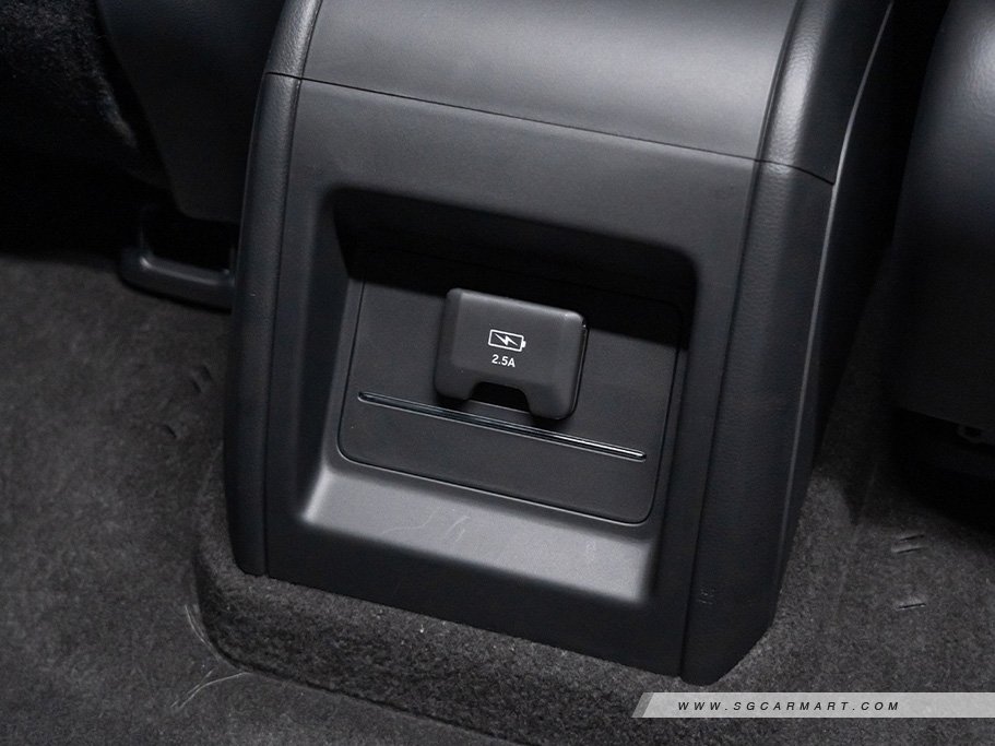 https://i.i-sgcm.com/new_cars/cars/12861/12861_g78