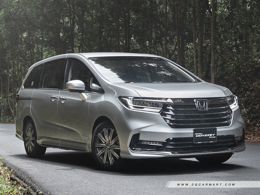 https://i.i-sgcm.com/new_cars/cars/12864/12864_g18