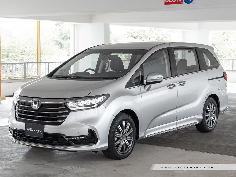 https://i.i-sgcm.com/new_cars/cars/12864/12864_g21