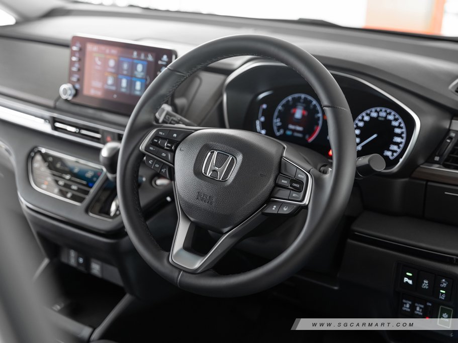 https://i.i-sgcm.com/new_cars/cars/12864/12864_g27