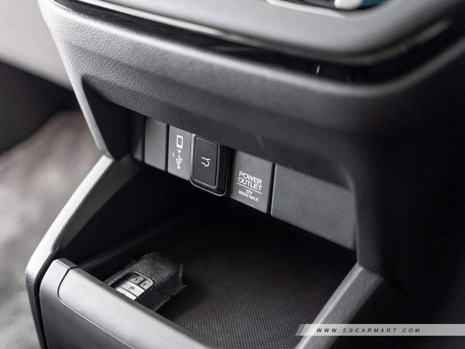https://i.i-sgcm.com/new_cars/cars/12864/12864_g45