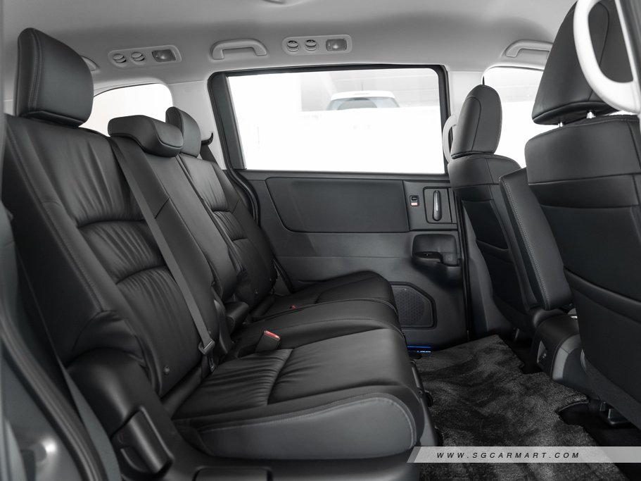 https://i.i-sgcm.com/new_cars/cars/12864/12864_g53