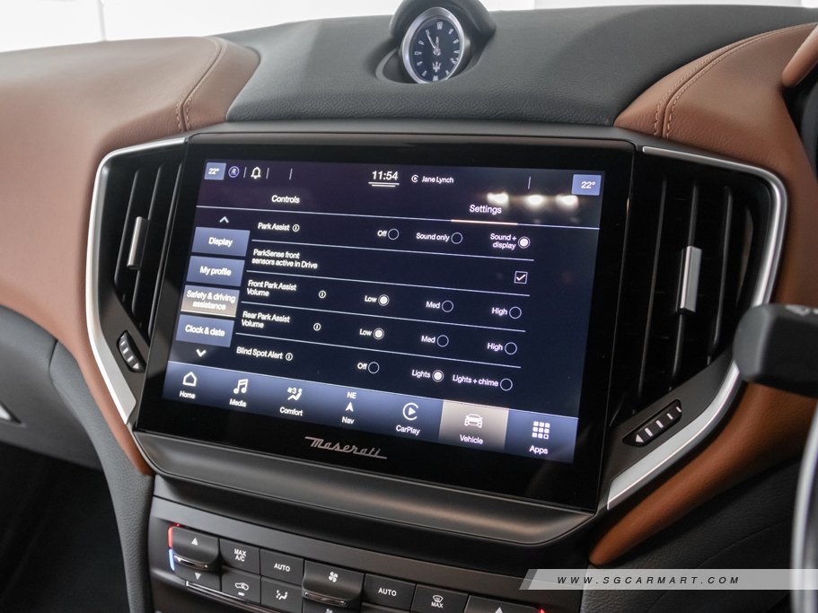 https://i.i-sgcm.com/new_cars/cars/12866/12866_g43