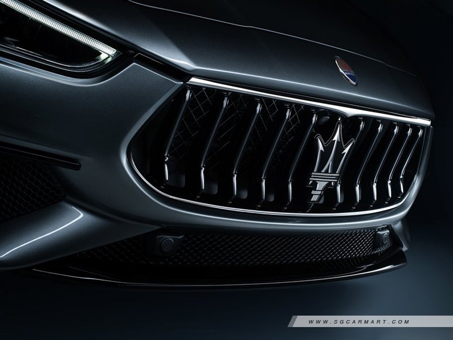 https://i.i-sgcm.com/new_cars/cars/12866/12866_g7