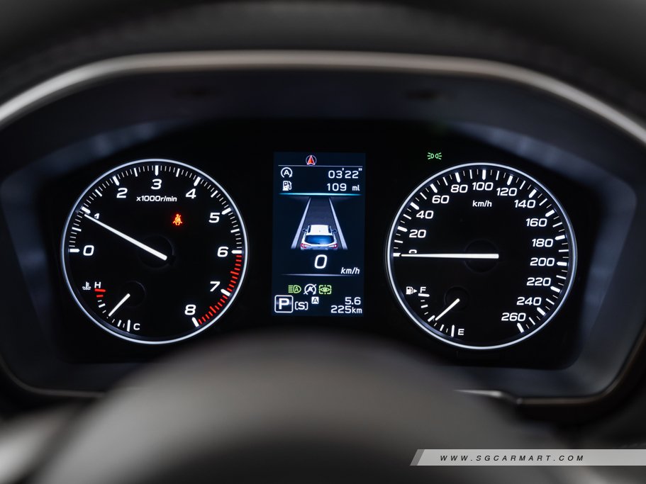 https://i.i-sgcm.com/new_cars/cars/12872/12872_g33