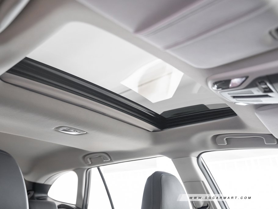 https://i.i-sgcm.com/new_cars/cars/12872/12872_g59