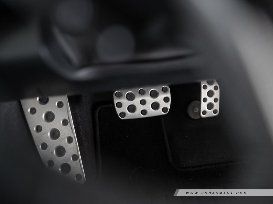 https://i.i-sgcm.com/new_cars/cars/12872/12872_g62