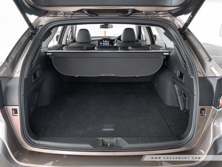 https://i.i-sgcm.com/new_cars/cars/12872/12872_g71