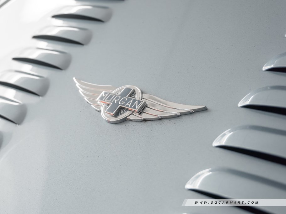 https://i.i-sgcm.com/new_cars/cars/12877/12877_g35